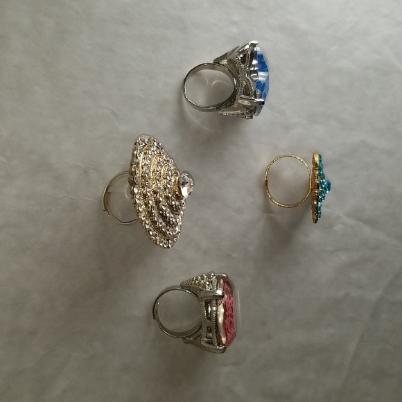 Huge Adjustable Statement Rings - Picture 2 of 11